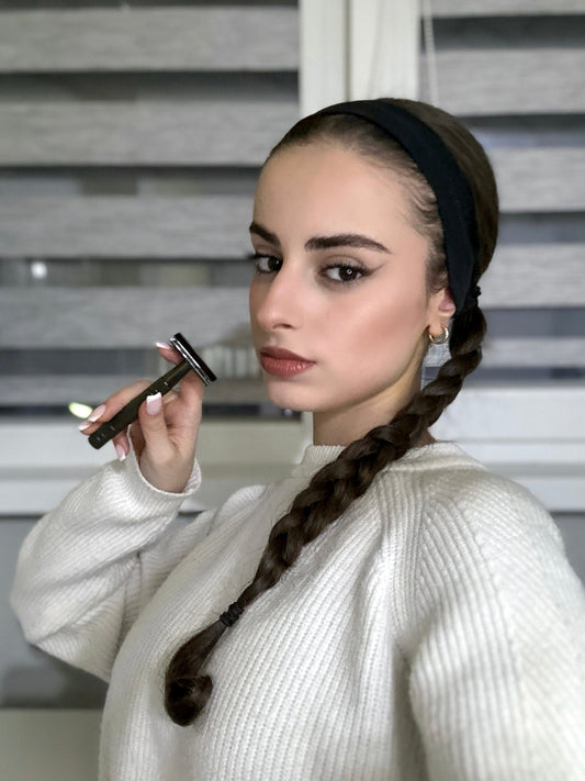 Защо имаш пъпчици и зачервяване след бръснене?